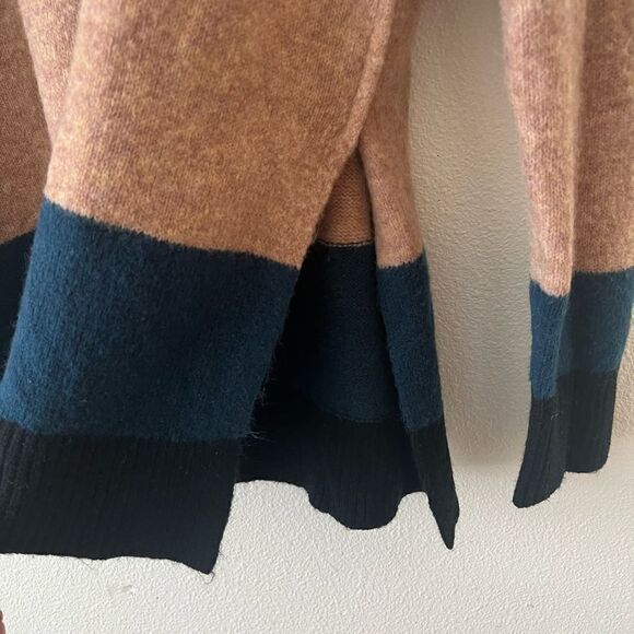 Ann Taylor sweater pullover womens size S colorblock v neck - Picture 2 of 4